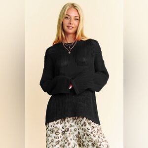 Davi & Dani Star Front Crochet Drop Shoulder Knit Top